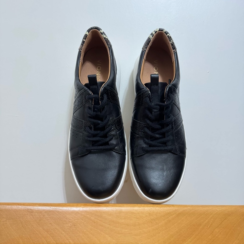 Vionic Simasa Sneaker Size 9.5 - Picture 3 of 9